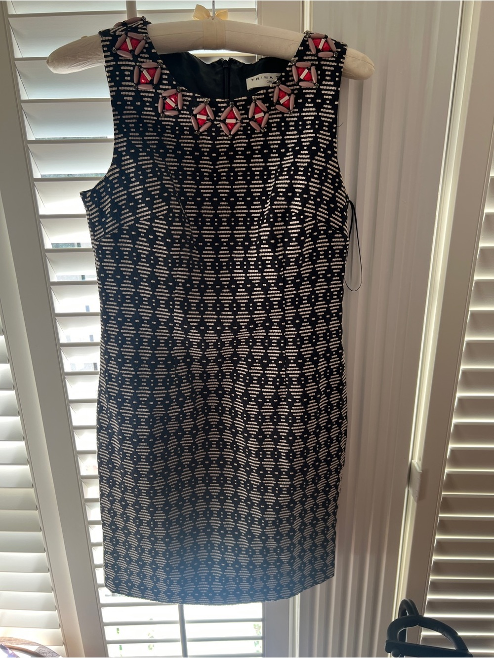 Trina Turk Black Patterned Sleeveless Dress with Pink Embellished Neckline